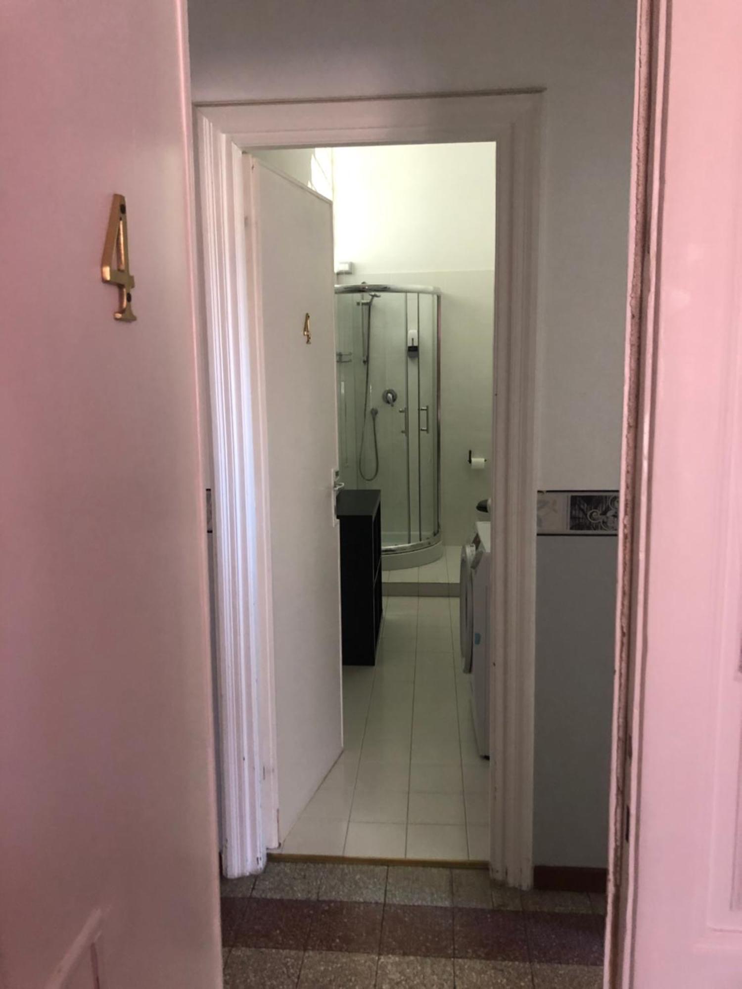 Triple Room Private External Bathroom,1592901384:JPEG